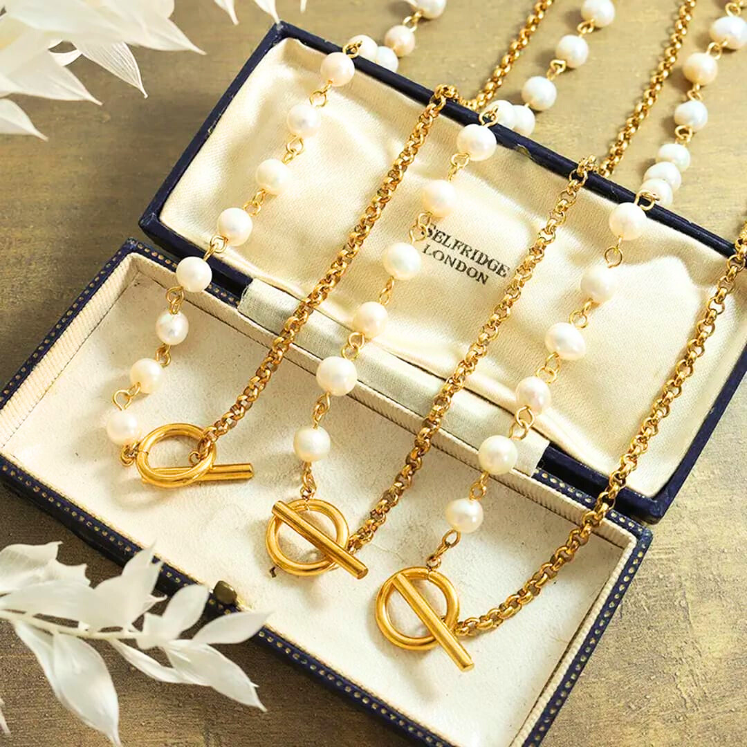 Gold & Pearl Jewelry Set – Elegant Chain & Matching Bracelet
